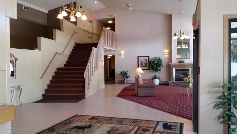 Boarders Inn & Suites By Cobblestone Hotels Superior Extérieur photo
